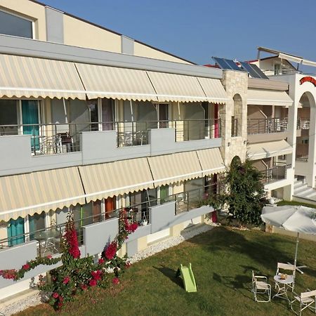 Mavridis Rooms Nikiti  Esterno foto