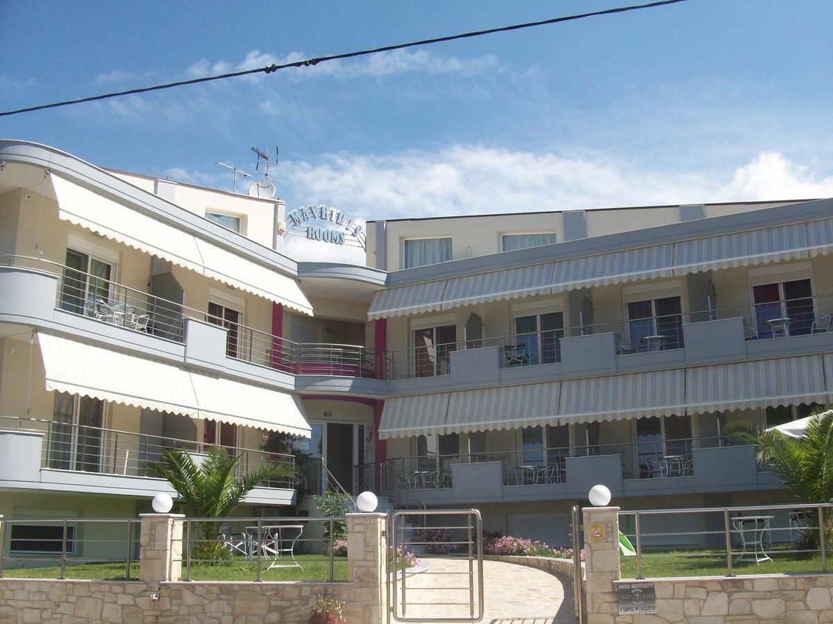 Mavridis Rooms Nikiti  Esterno foto