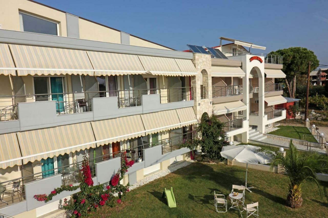 Mavridis Rooms Nikiti  Esterno foto